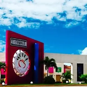 Las Cerezas Cancún