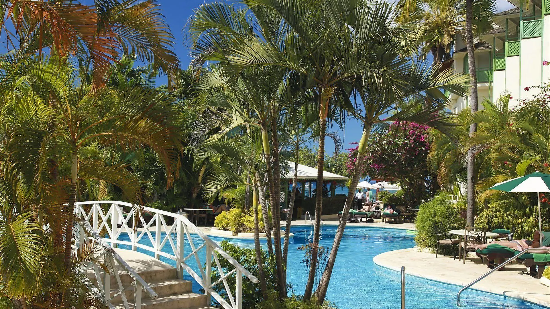 מלון סנט ג'יימס Mango Bay All Inclusive